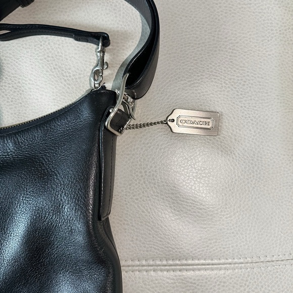 Coach purse - Picture 2 of 2